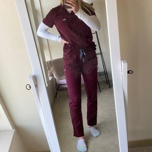 Catarina one pocket top and yola skinny scrub pants